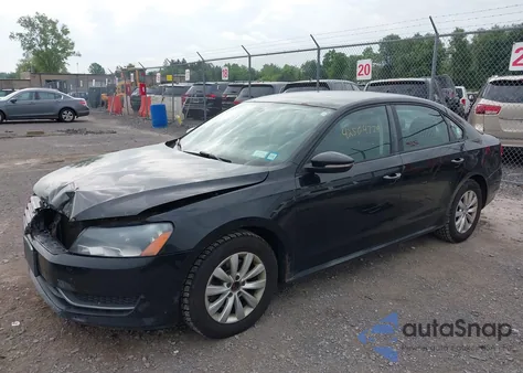 2012 Volkswagen Passat S z USA, uszkodzony, nr VIN 1VWAP7A31CC086856
